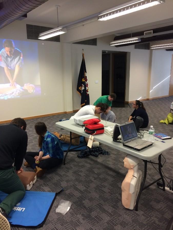 22+students+become+CPR+certified