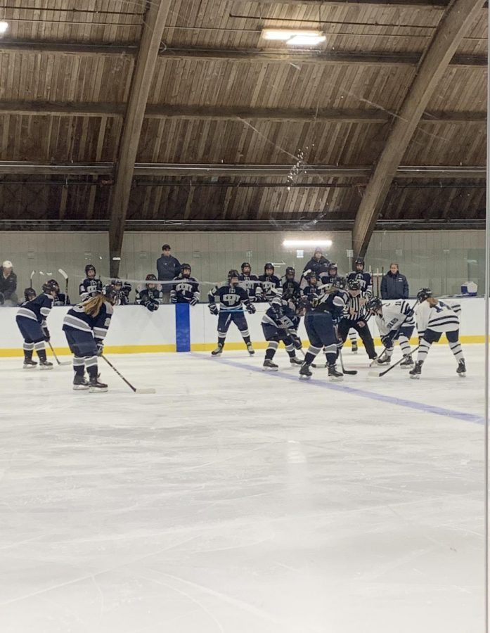 Girls Varsity Hockey Falls to Nobles