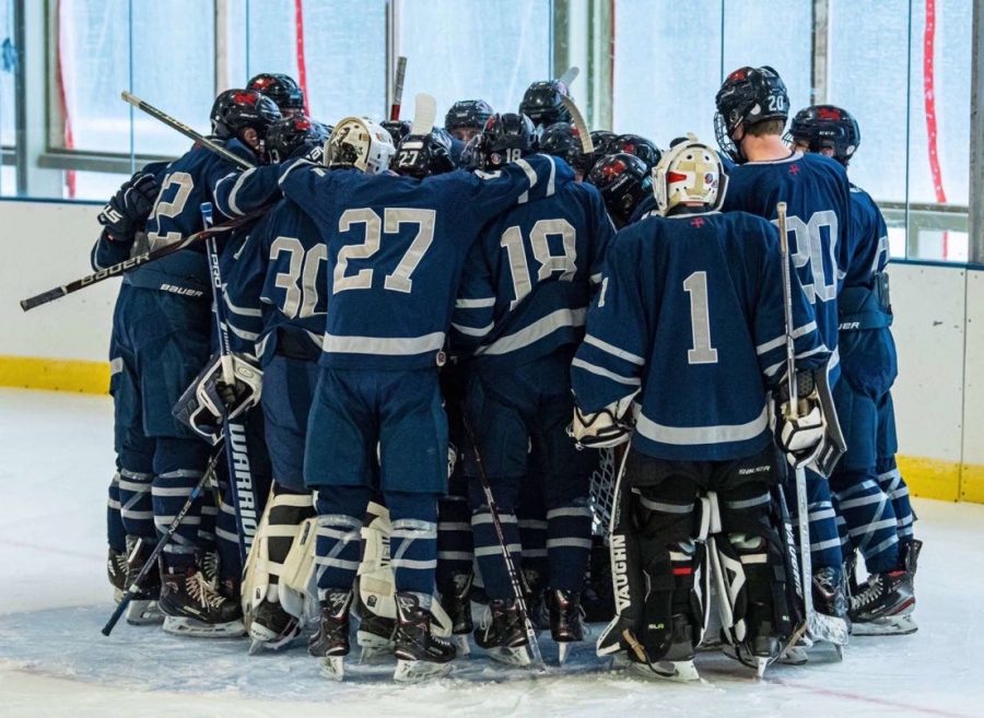 Girls Varsity Hockey Wins Nine Straight Games