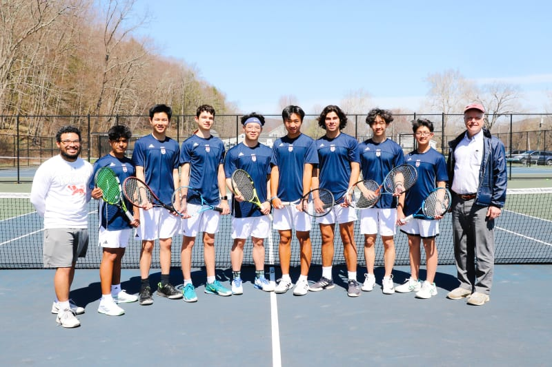 Boys Varsity Tennis Looks Strong This Year