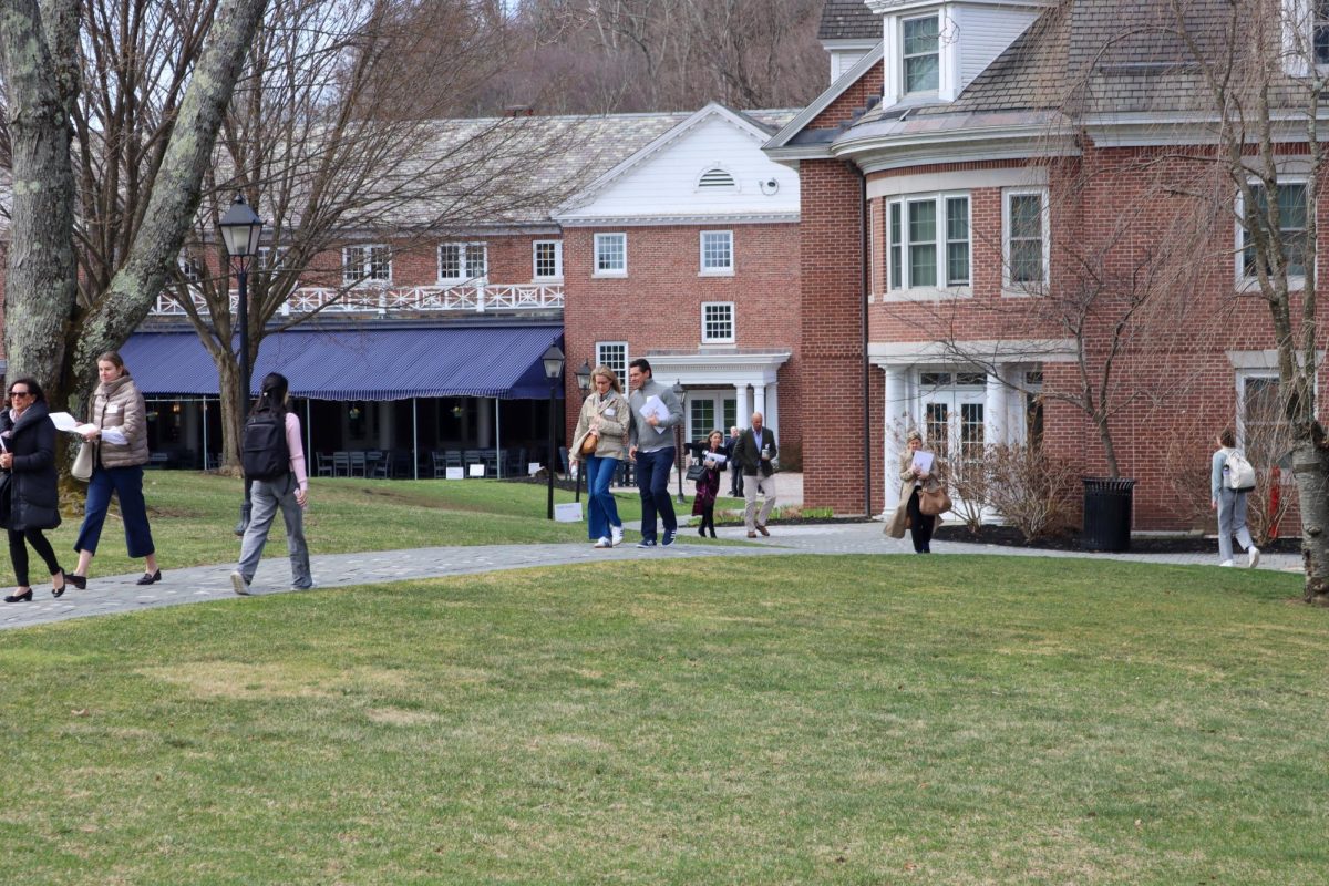 Revisit Days offer Prospective Students a Chance to See Themselves at Kent
